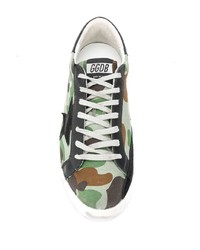 olivgrüne Camouflage niedrige Sneakers von Golden Goose