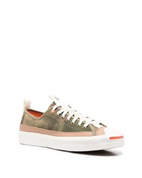 olivgrüne Camouflage niedrige Sneakers von Converse