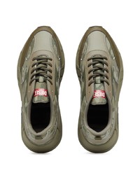 olivgrüne Camouflage Segeltuch niedrige Sneakers von Diesel