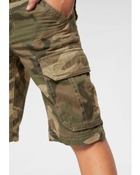 olivgrüne Camouflage Shorts von Arizona