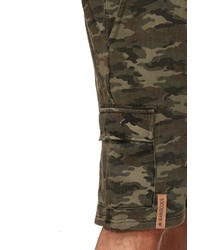 olivgrüne Camouflage Shorts von INDICODE
