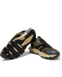 olivgrüne Camouflage Sportschuhe von Valentino