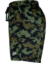 olivgrüne Camouflage Sportshorts von Nike Sportswear