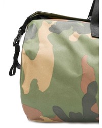 olivgrüne Camouflage Sporttasche von Herschel Supply Co.