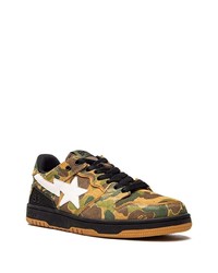 olivgrüne Camouflage Wildleder niedrige Sneakers von A Bathing Ape