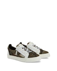 olivgrüne Camouflage Wildleder niedrige Sneakers von Giuseppe Zanotti