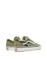 olivgrüne Camouflage Wildleder niedrige Sneakers von Vans