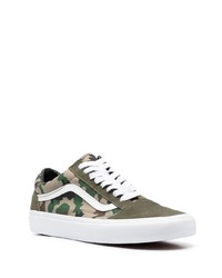 olivgrüne Camouflage Wildleder niedrige Sneakers von Vans