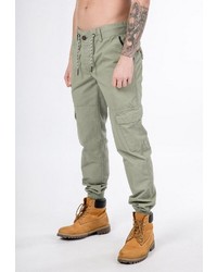 olivgrüne Cargohose von Alife and Kickin