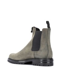 olivgrüne Chelsea Boots aus Wildleder von Common Projects