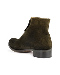 olivgrüne Chelsea Boots von Cherevichkiotvichki