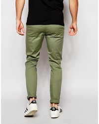 olivgrüne Chinohose von Asos