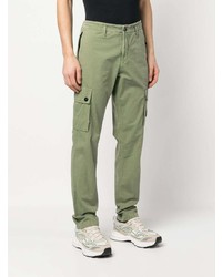 olivgrüne Chinohose von Stone Island