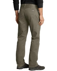 olivgrüne Chinohose von Eddie Bauer