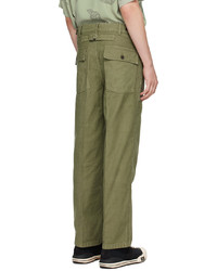 olivgrüne Chinohose von VISVIM