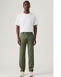 olivgrüne Chinohose von Levi's