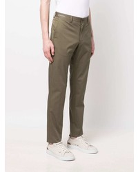 olivgrüne Chinohose von Corneliani