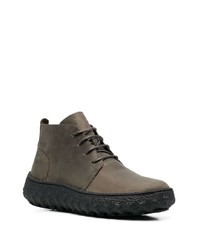 olivgrüne Chukka-Stiefel aus Leder von Camper