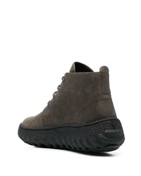 olivgrüne Chukka-Stiefel aus Leder von Camper