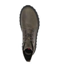 olivgrüne Chukka-Stiefel aus Leder von Camper