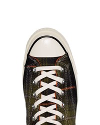 olivgrüne hohe Sneakers mit Schottenmuster von Converse