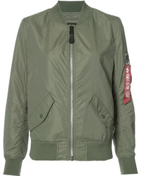 olivgrüne Jacke von Alpha Industries