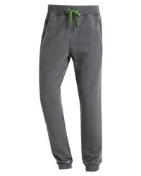 olivgrüne Jogginghose von Blauer