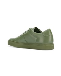 olivgrüne Leder niedrige Sneakers von Common Projects