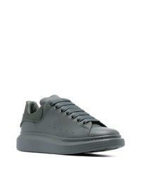 olivgrüne Leder niedrige Sneakers von Alexander McQueen