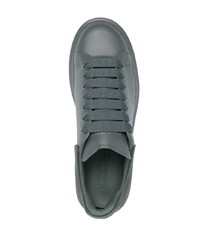 olivgrüne Leder niedrige Sneakers von Alexander McQueen