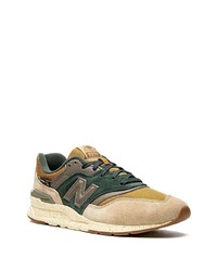 olivgrüne niedrige Sneakers von New Balance