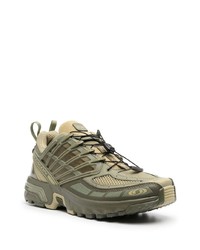 olivgrüne niedrige Sneakers von Salomon