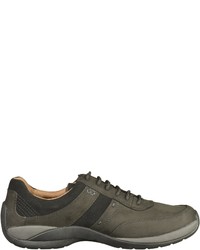 olivgrüne niedrige Sneakers von camel active