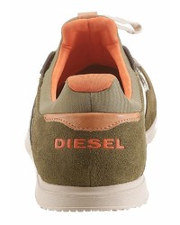 olivgrüne niedrige Sneakers von Diesel