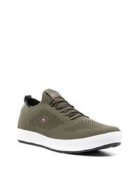 olivgrüne niedrige Sneakers von Tommy Hilfiger