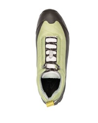olivgrüne niedrige Sneakers von Roa