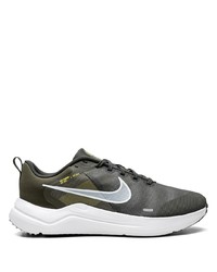 olivgrüne niedrige Sneakers von Nike