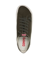 olivgrüne niedrige Sneakers von Camper