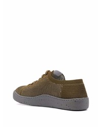 olivgrüne niedrige Sneakers von Camper