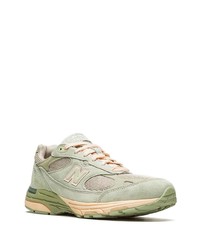 olivgrüne niedrige Sneakers von New Balance