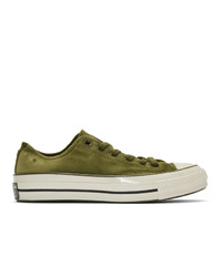olivgrüne Samt niedrige Sneakers