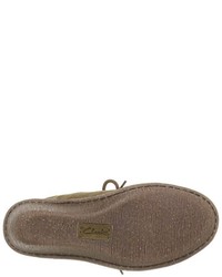 olivgrüne Schuhe von Clarks