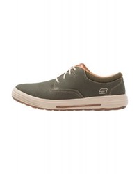 olivgrüne Segeltuch niedrige Sneakers von Skechers