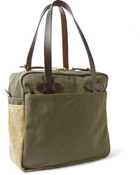 olivgrüne Shopper Tasche aus Segeltuch von Filson