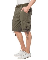 olivgrüne Shorts von Lower East