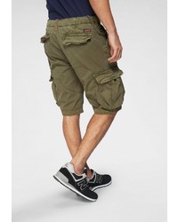 olivgrüne Shorts von Superdry