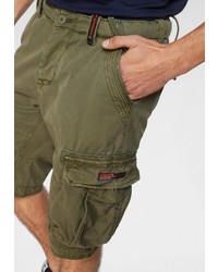 olivgrüne Shorts von Superdry