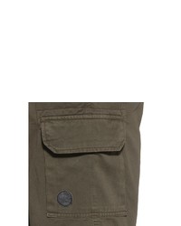 olivgrüne Shorts von WLD