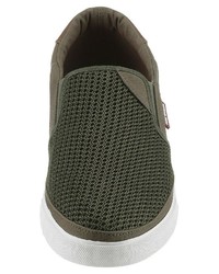 olivgrüne Slip-On Sneakers aus Segeltuch von Tom Tailor