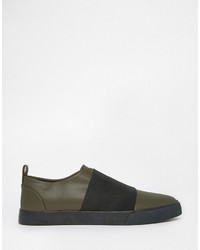 olivgrüne Slip-On Sneakers von Asos